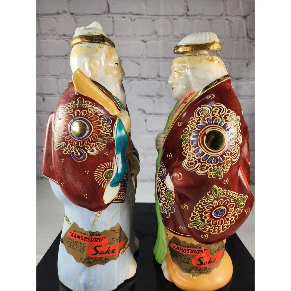 Set of 2 Vintage Kamotsuru Decorative Decanters Ornate Made in Japan Empty